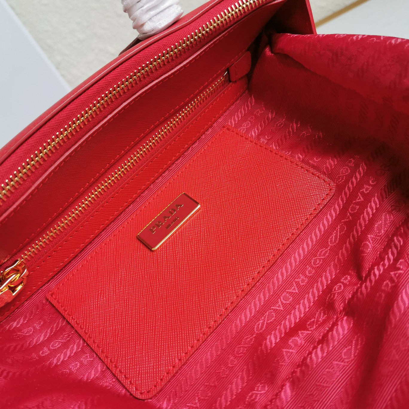 MEDIUM GALLERIA 28 RED SAFFIANO LEATHER mysite