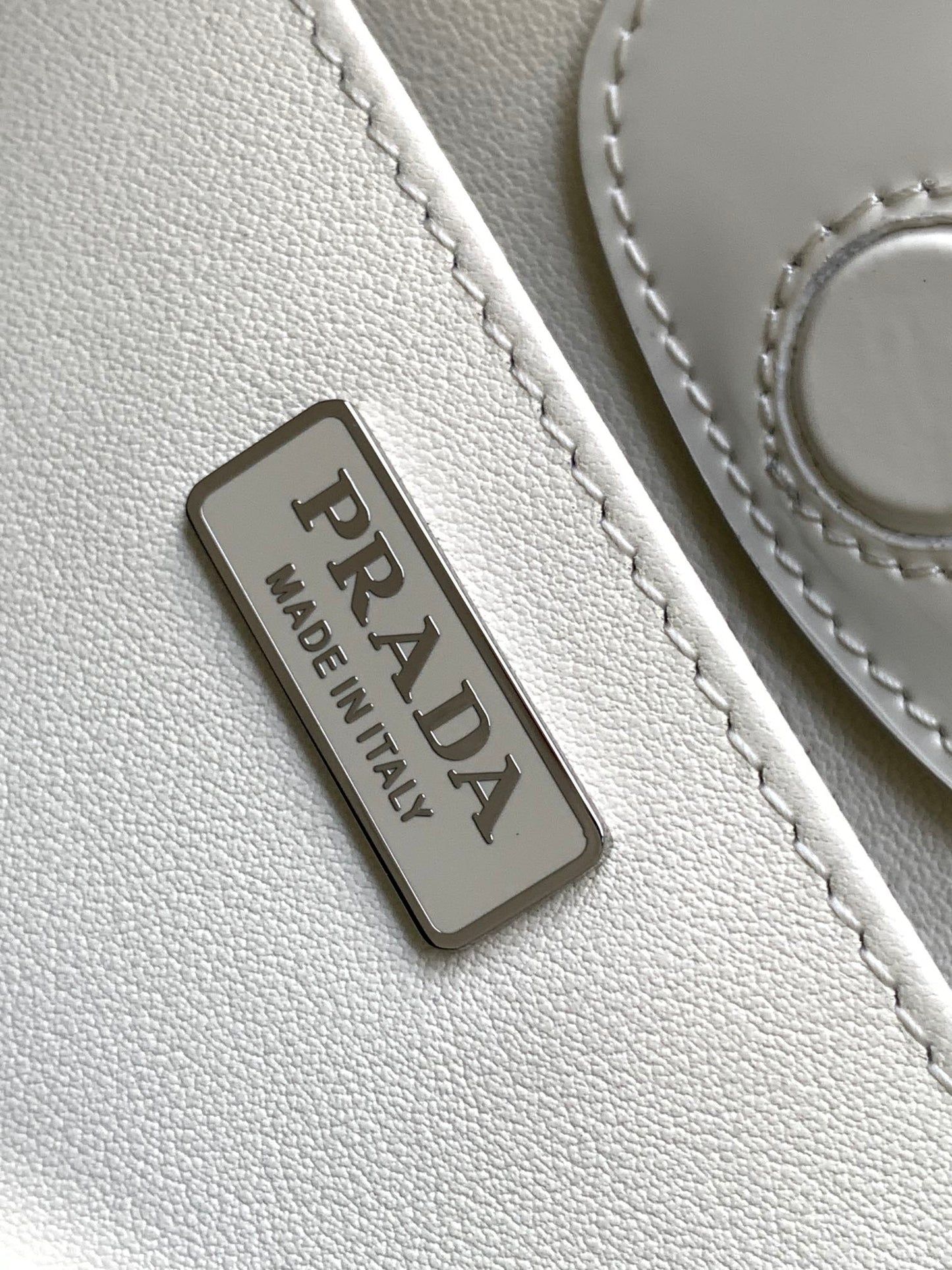 CLEO 30 WHITE BRUSHED LEATHER SHOULDER BAG mysite