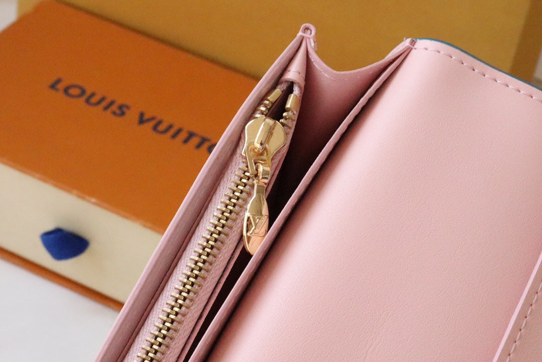 VERTICAL WALLET CAPUCINES CLOUD BLUE mysite