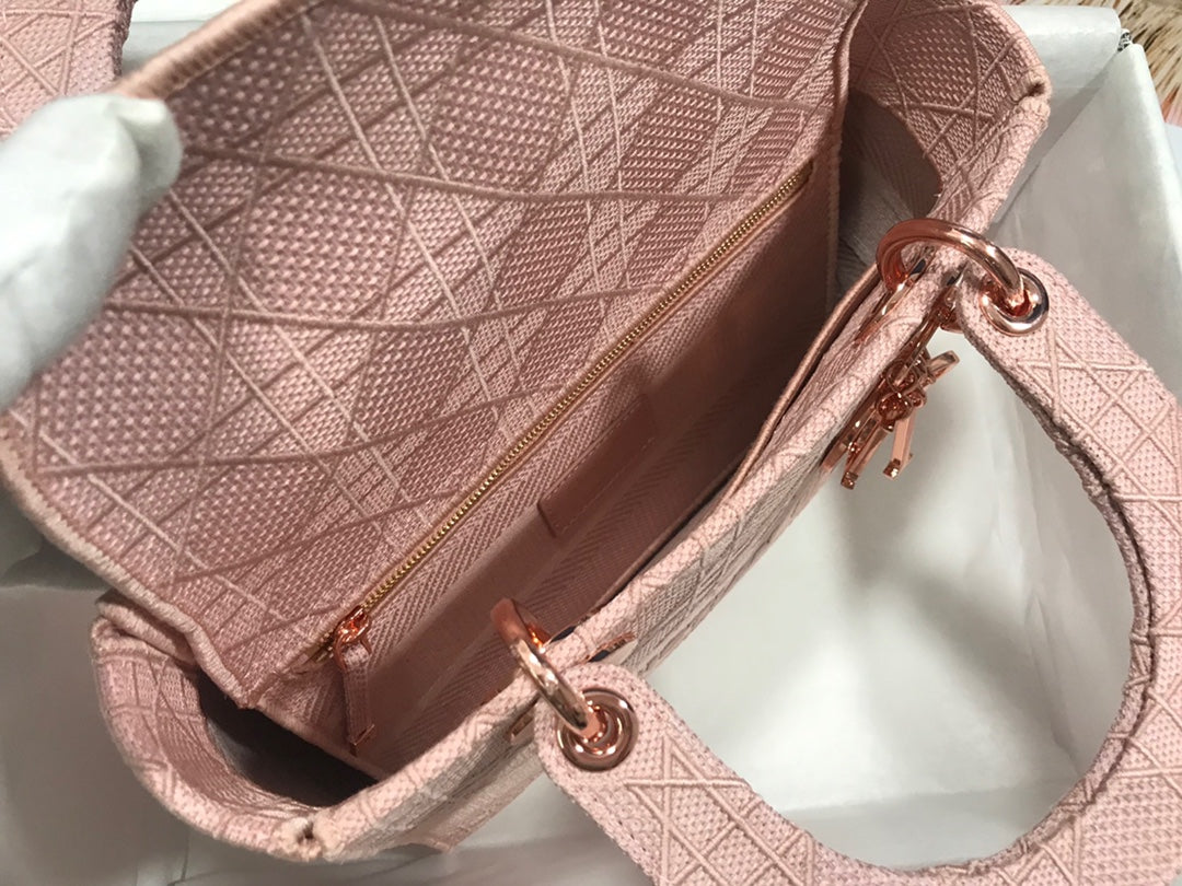 MEDIUM LADY D-LITE 24 PINK CANNAGE EMBROIDERY mysite
