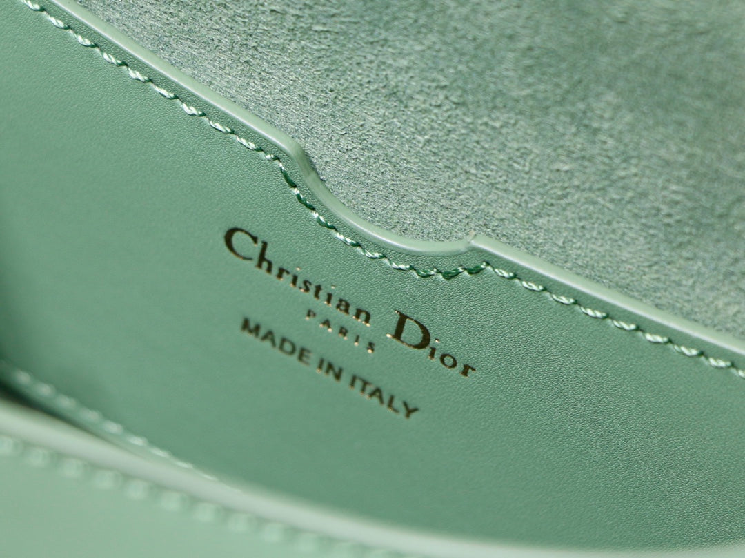 MEDIUM CD BOBBY 22CM BLUE GREEN CALFSKIN GOLD HARDWARE mysite