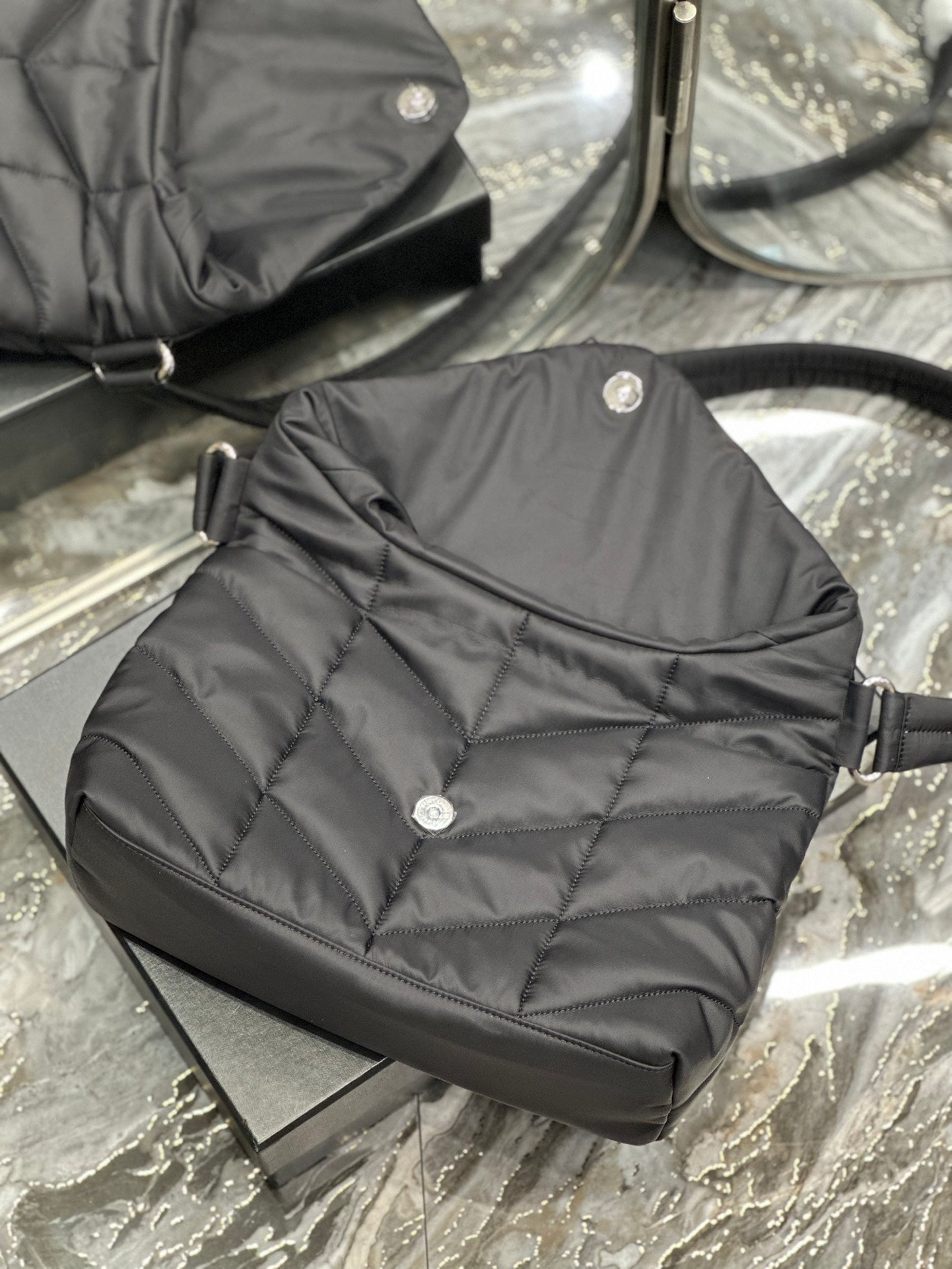 PUFFER LARGE BAG 34 IN DARK GRAY NYLON mysite