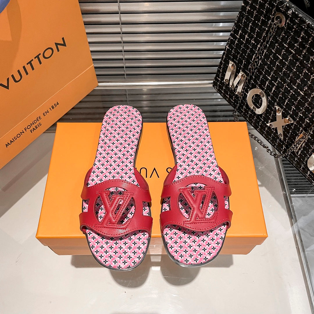 Cutout Letter Printed Slippers-1 mysite