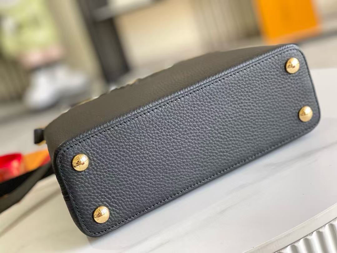 LV Capucines Handbag 27cm Black Gold Cowhide mysite