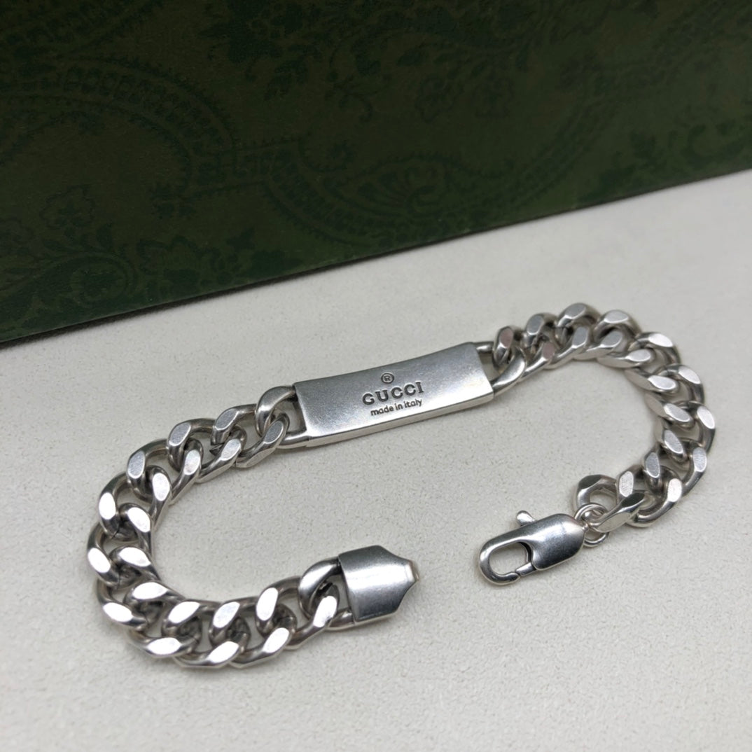 Classic Letter Logo Bracelet-s mysite