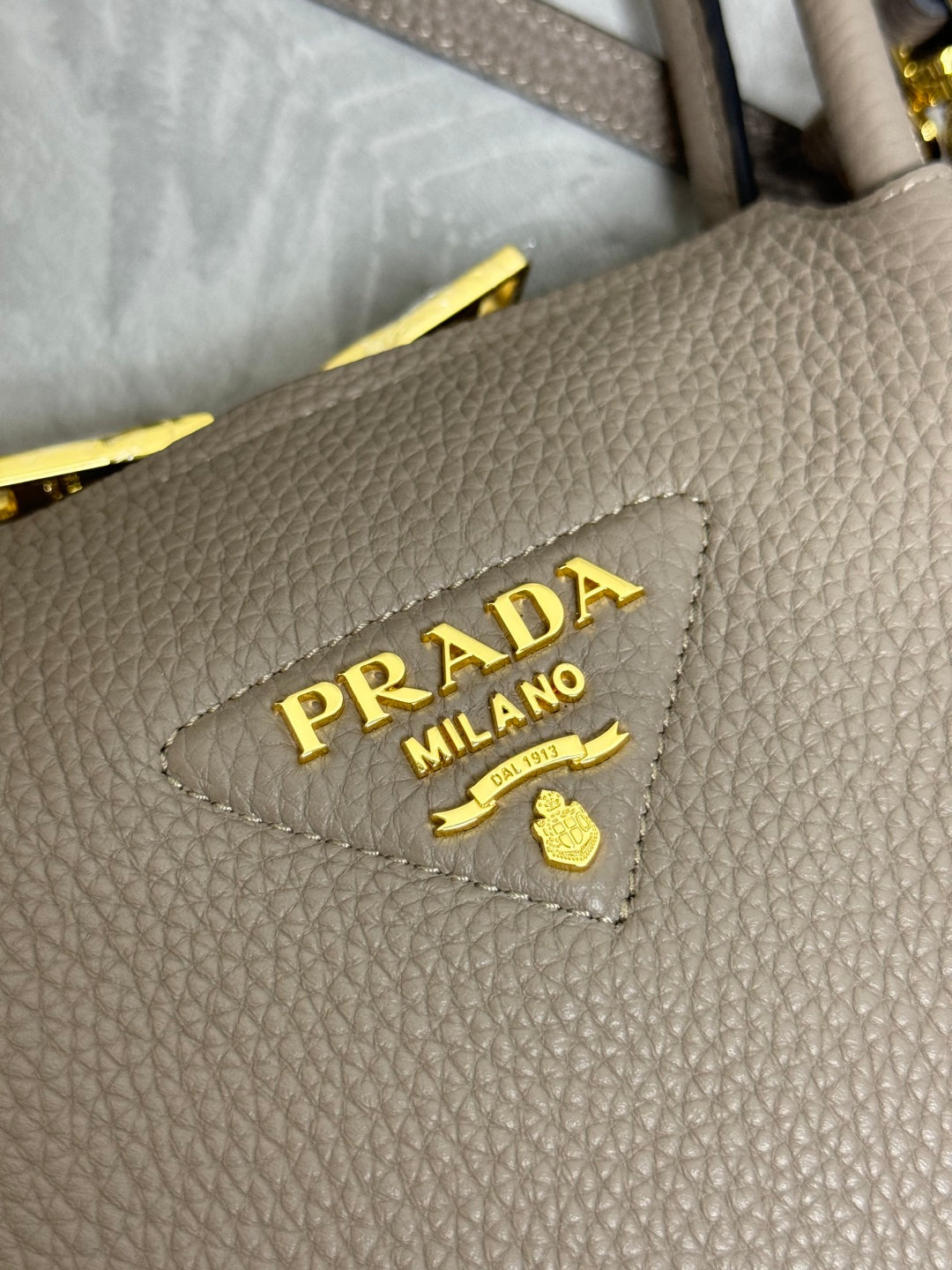 Prada Small Bag 23cm Clay Gray Grain Leather GHW mysite