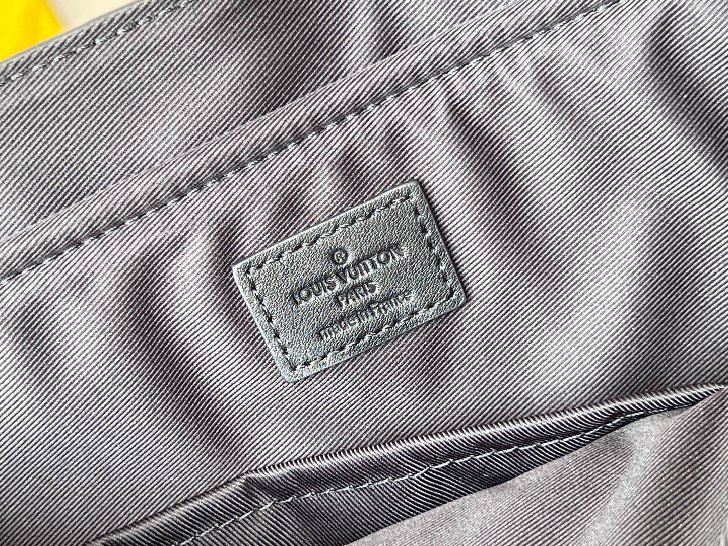 LV S-Lock Briefcase 39cm Black Taurillon Monogram leather mysite