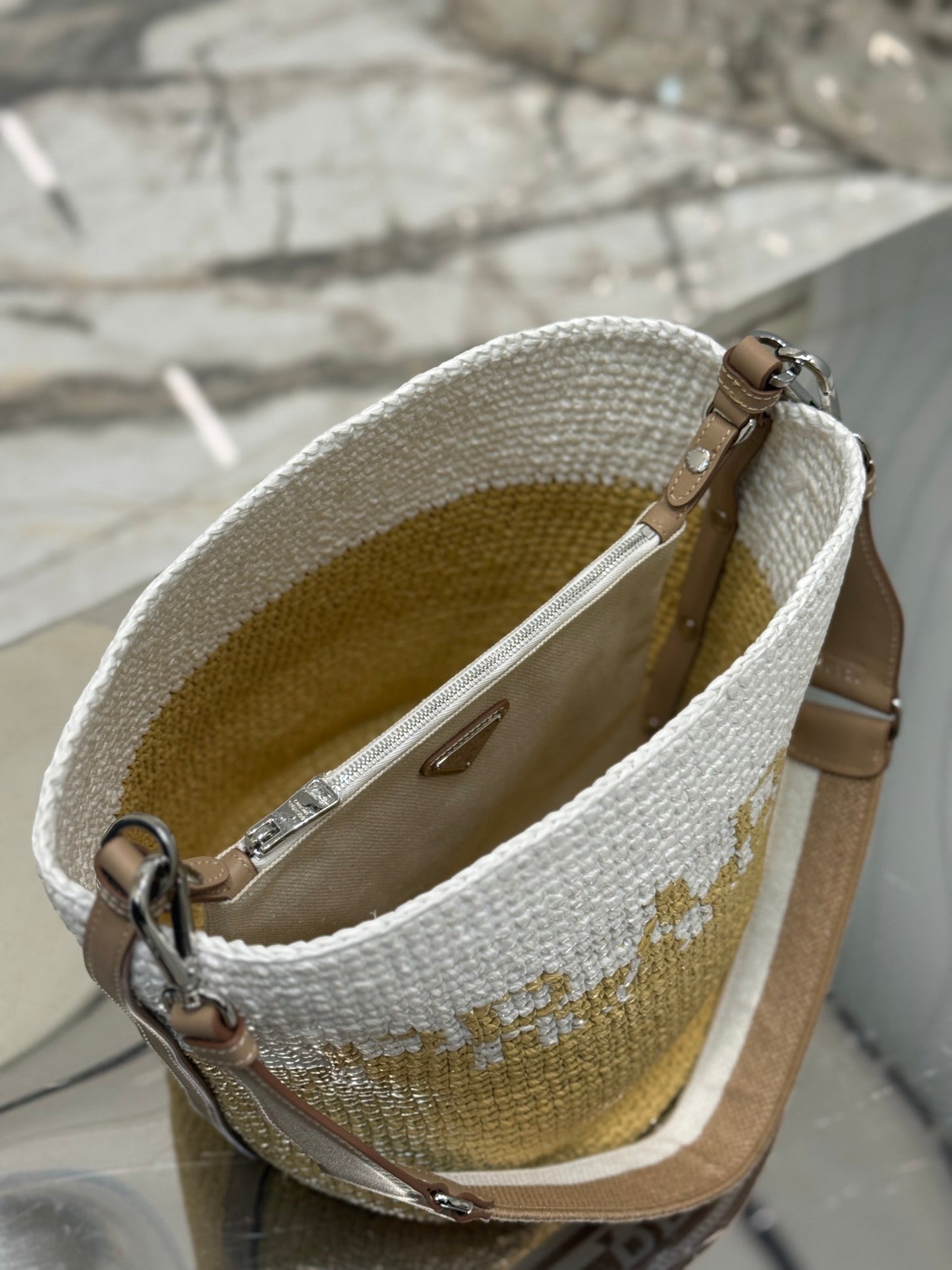 BUCKET BAG 25 IN WHITE MIX BEIGE RAFFIA AND BROWN CALFSKIN HANDLE mysite