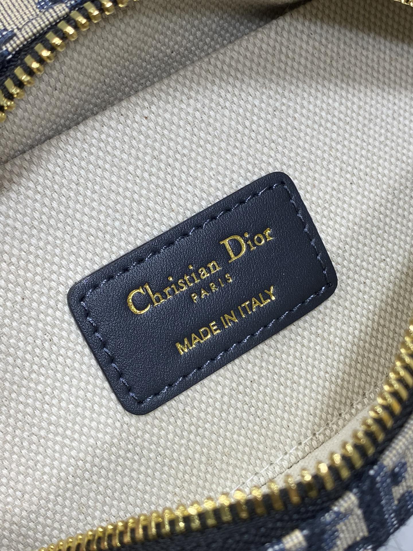 CD D-Vibe bowling bag 21 blue obliaue fabric mysite