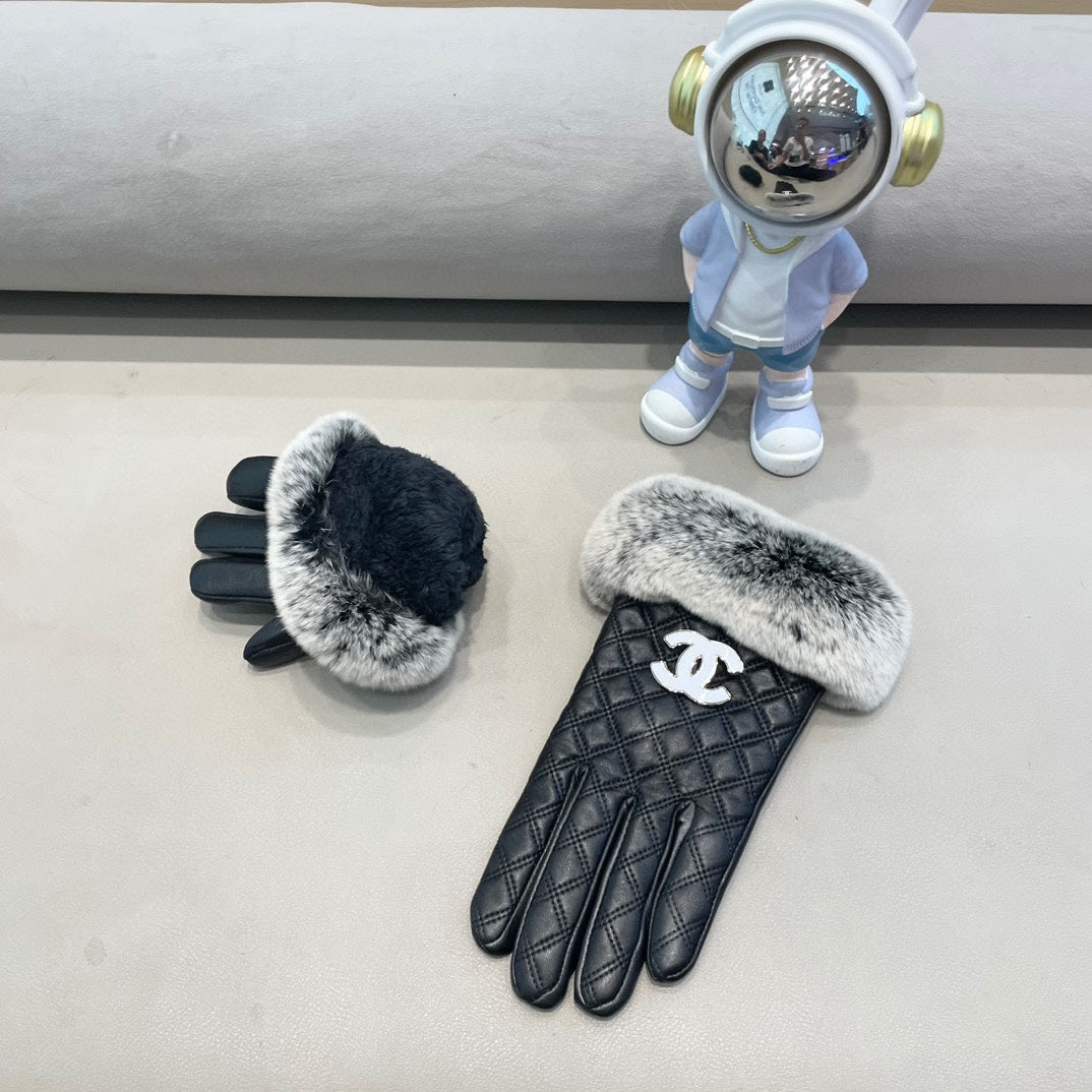 GLOVES IN BLACK LAMBSKIN WITH RABBIT FUR 463793 mysite