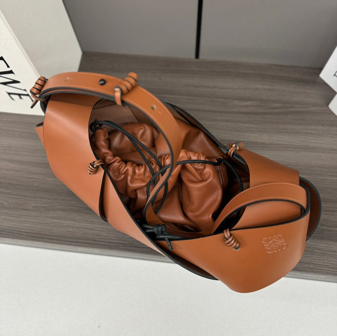 LOE INTERLACED HOBO 38 BAG IN BRONZE BROWN CALFSKIN mysite