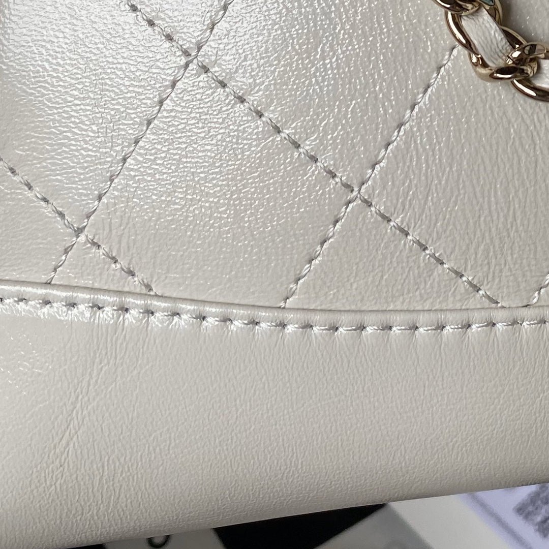 cc 24s31 nano shopping bag 17.5cm cream lambskin gold hardware mysite