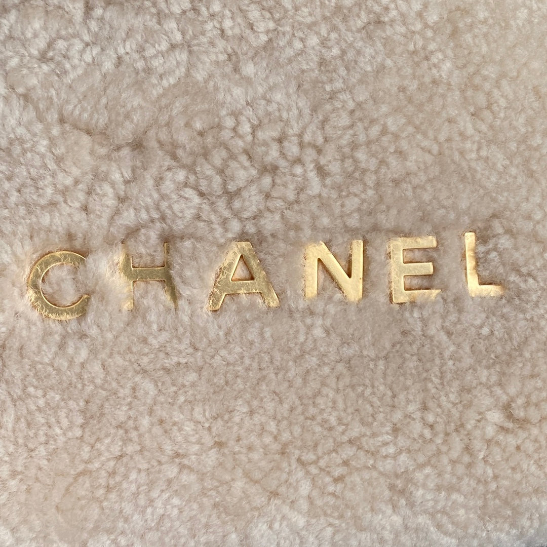 CC 24K Hobo 22 Bag 20cm Beige Wool Fur mysite