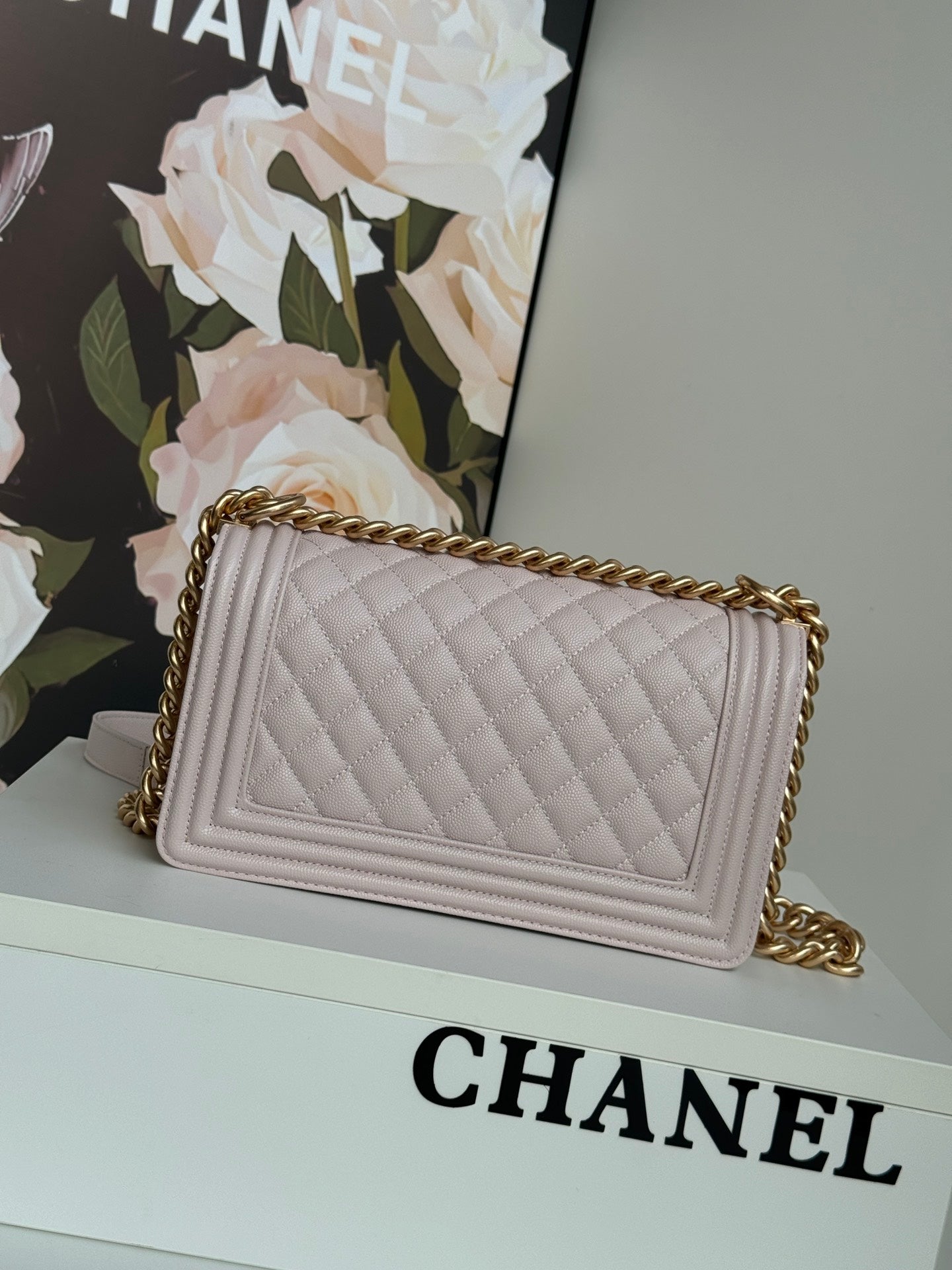 BOY BAG MEDIUM 25 IN PINK NUDE CALFSKIN WITH GOLD HARDWARE mysite