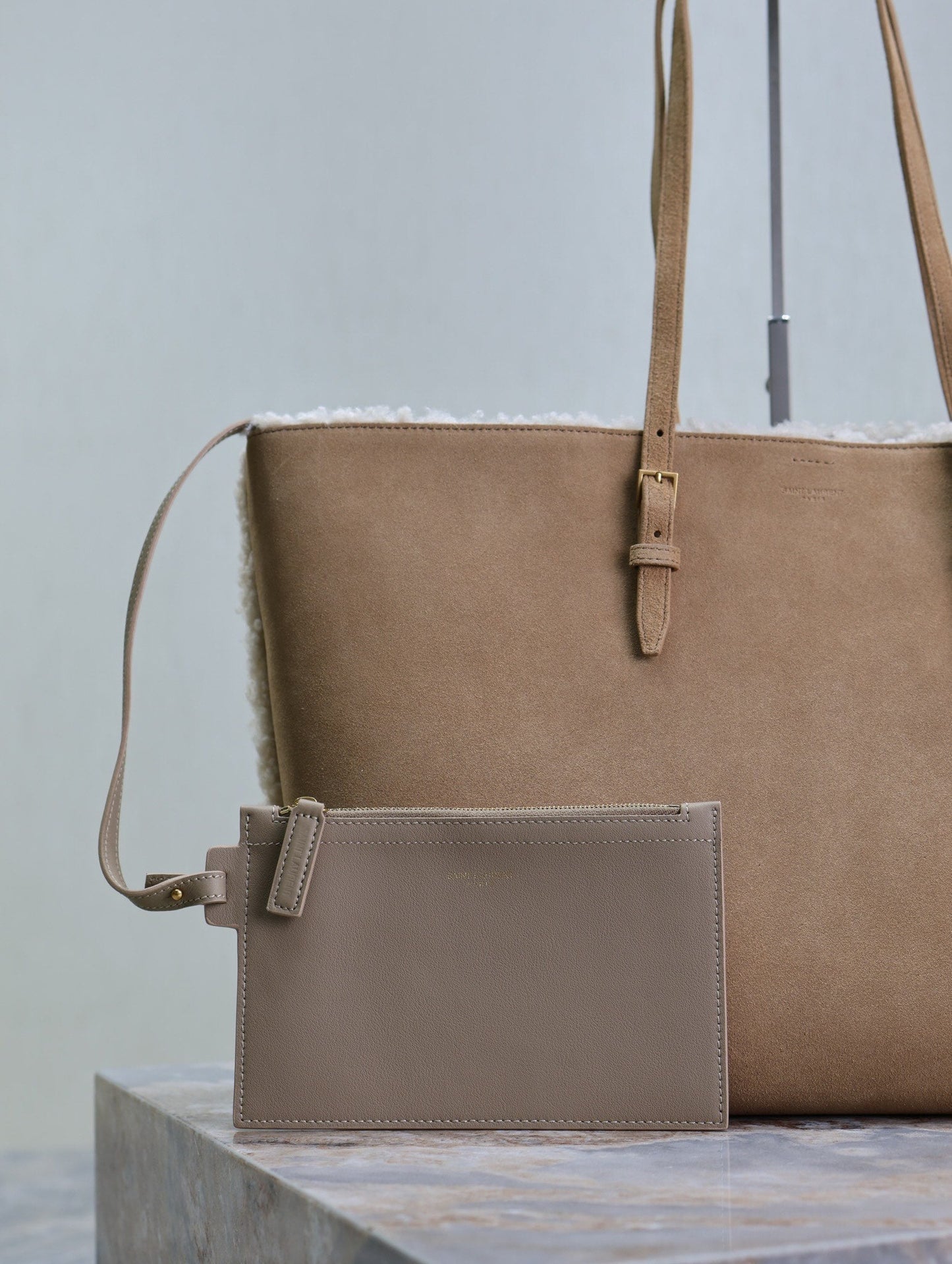 SHOPPING TOTE BAG 38 IN TAN BROWN SUEDE AND WHITE SHEARLING TRIM mysite