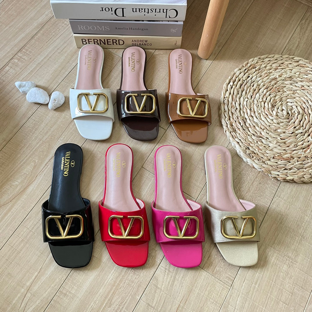 V Buckle Flat Slippers mysite
