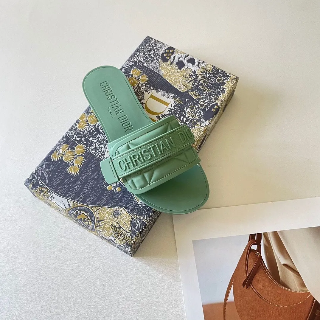 Solid Color Velcro Slippers-1 mysite