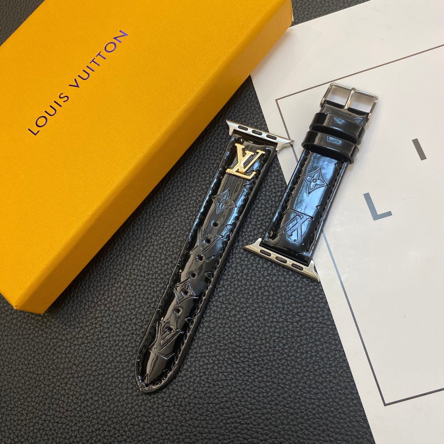 GLOSSY LEATHER APPLE WATCH STRAP LUXURY METAL LOGOs-1 mysite