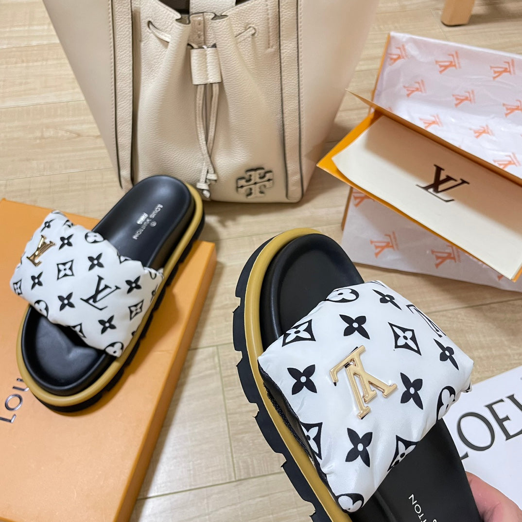 Letter Buckle Velcro Slippers-1 mysite