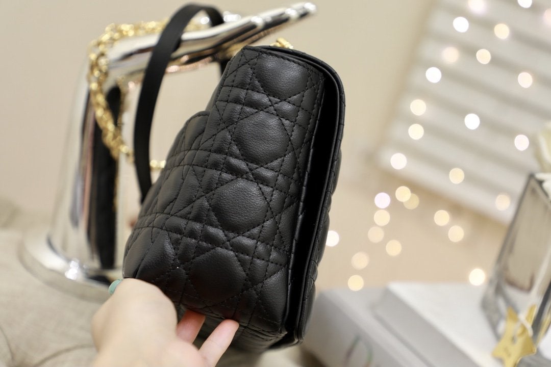 LARGE CARO BAG 28 BLACK SUPPLE CANNAGE CALFSKIN mysite