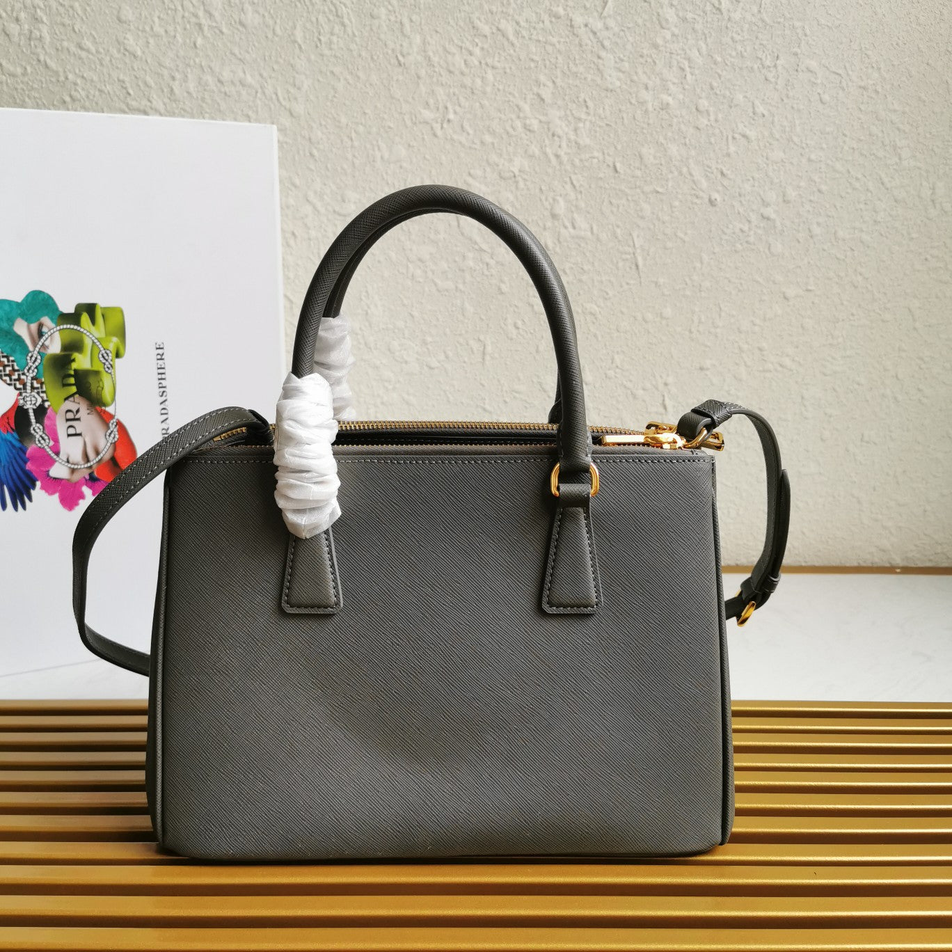 MEDIUM GALLERIA 28 GREY SAFFIANO LEATHER mysite