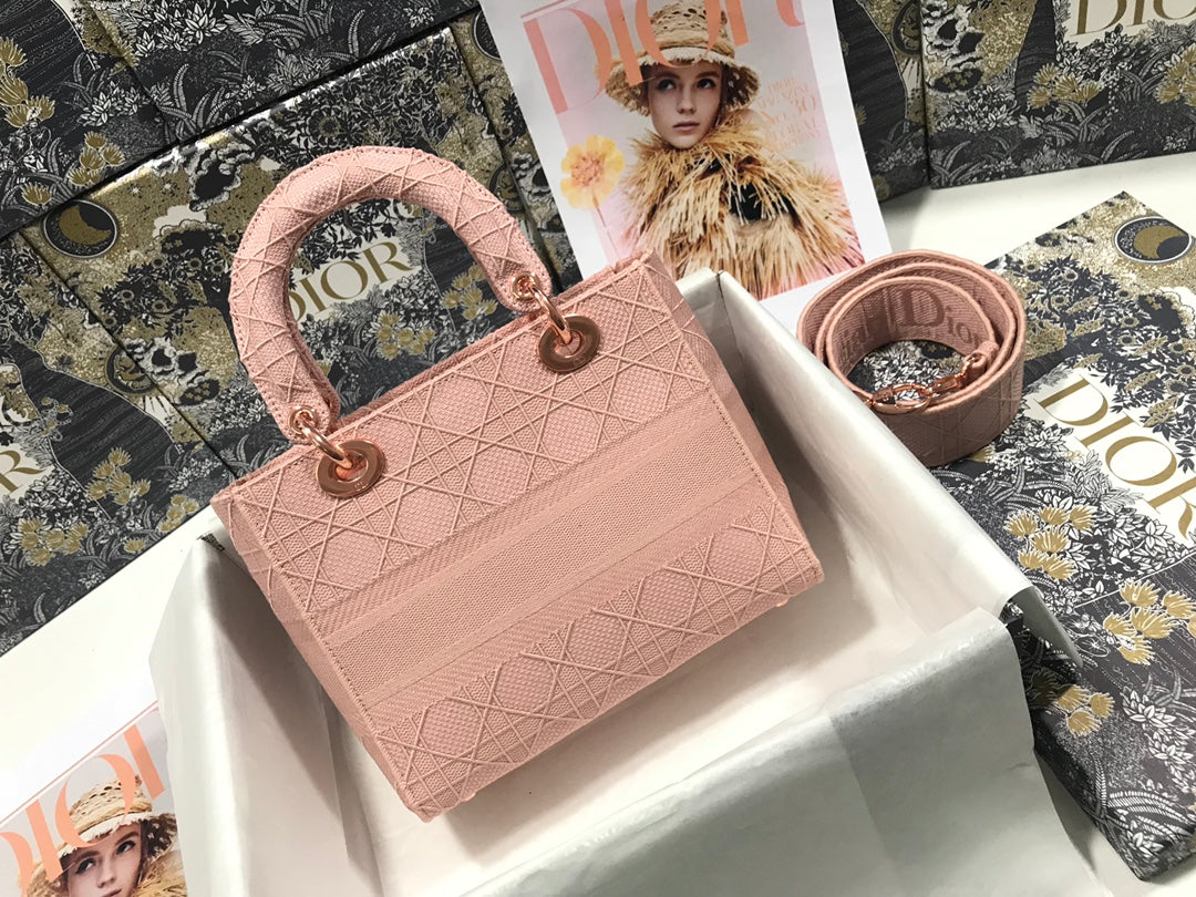 MEDIUM LADY D-LITE 24 PINK CANNAGE EMBROIDERY mysite
