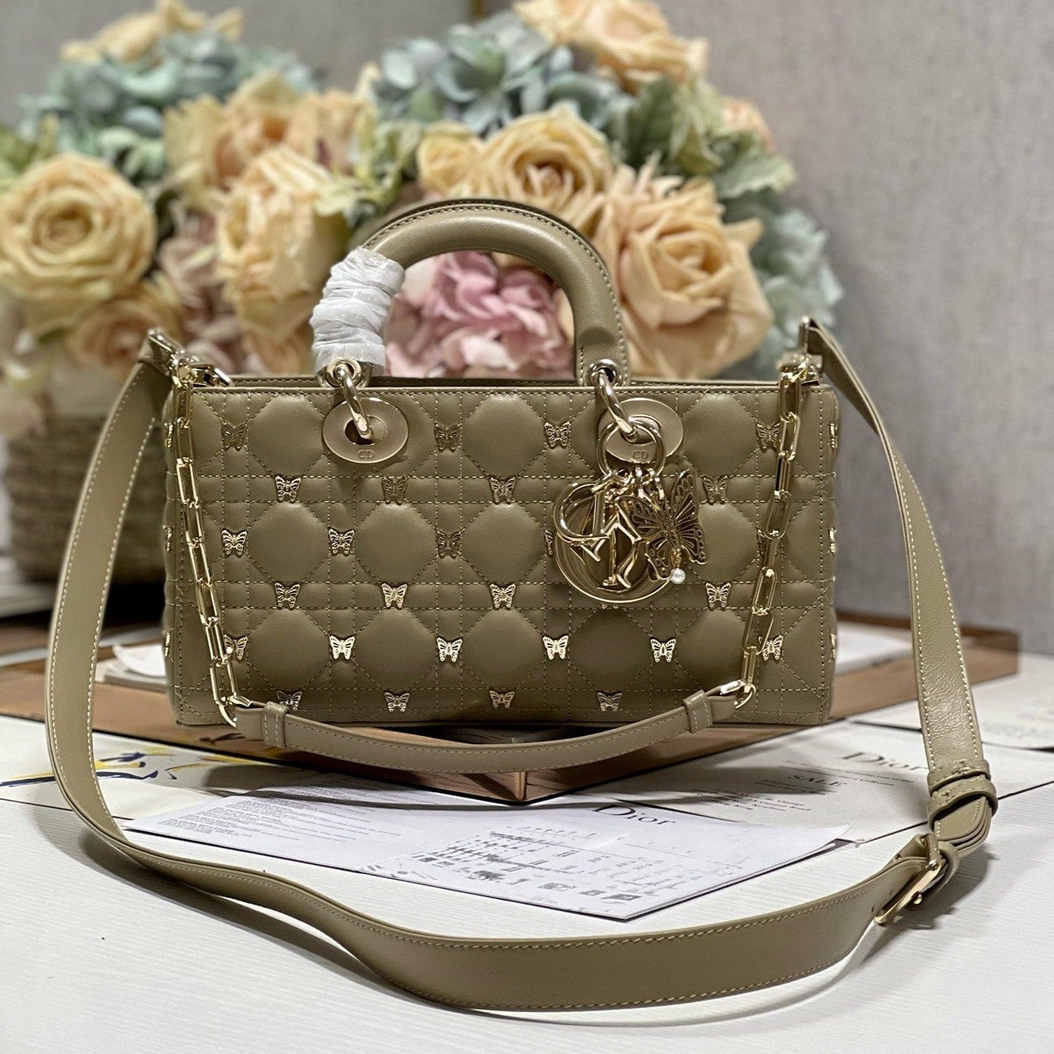 MEDIUM LADY D-JOY 26 BUTTERFLY STUD OLIVE LAMBSKIN mysite