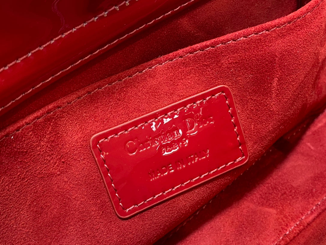 MEDIUM LADY D-JOY 26 RED PATENT CALFSKIN mysite