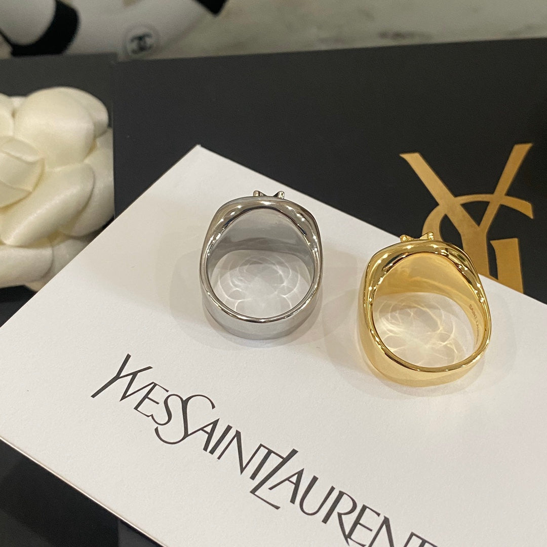 Elegant Letter Logo Closure Rings-s mysite