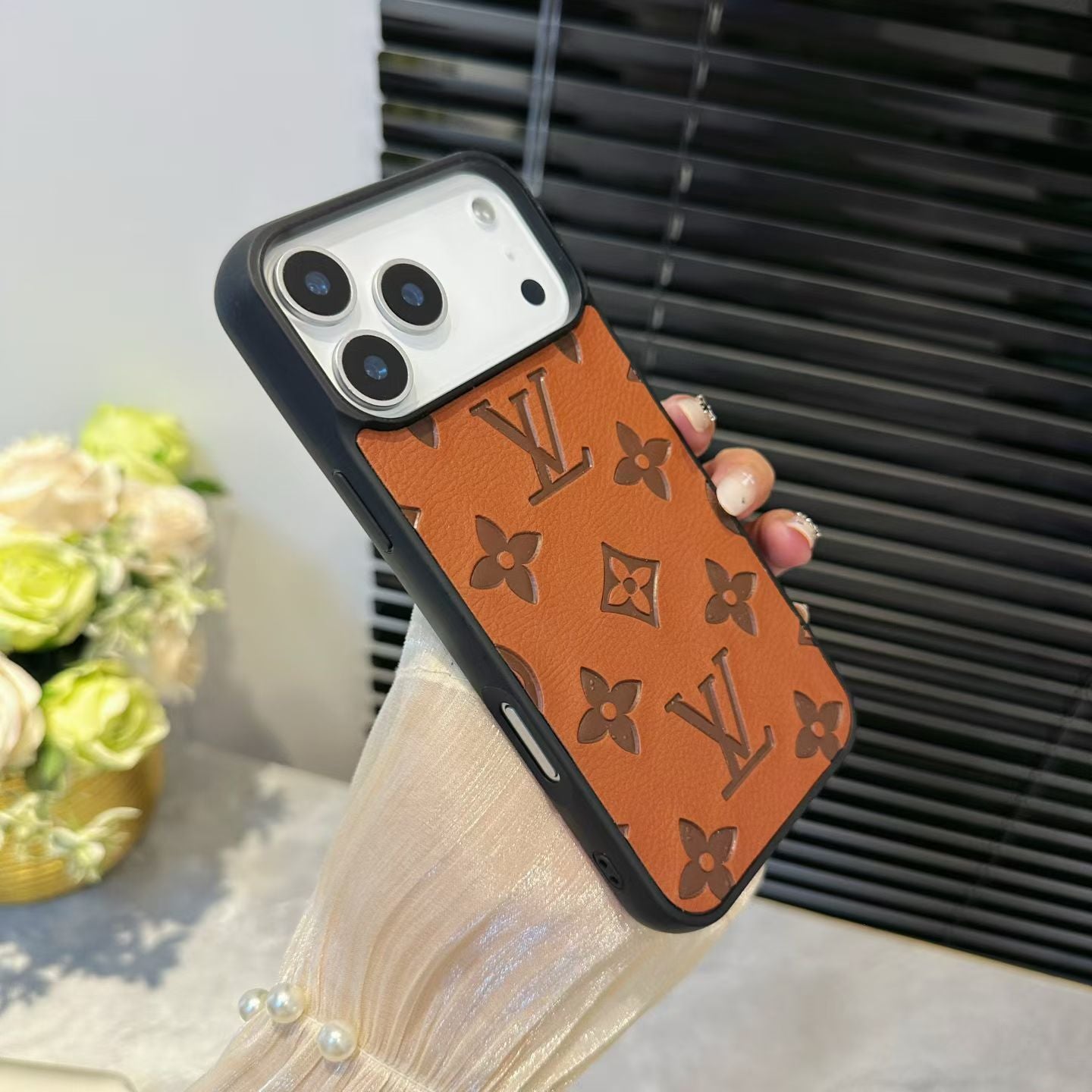 Louis V Luxury Phone Case For iPhone 17/ 16 / 15 / 14s mysite