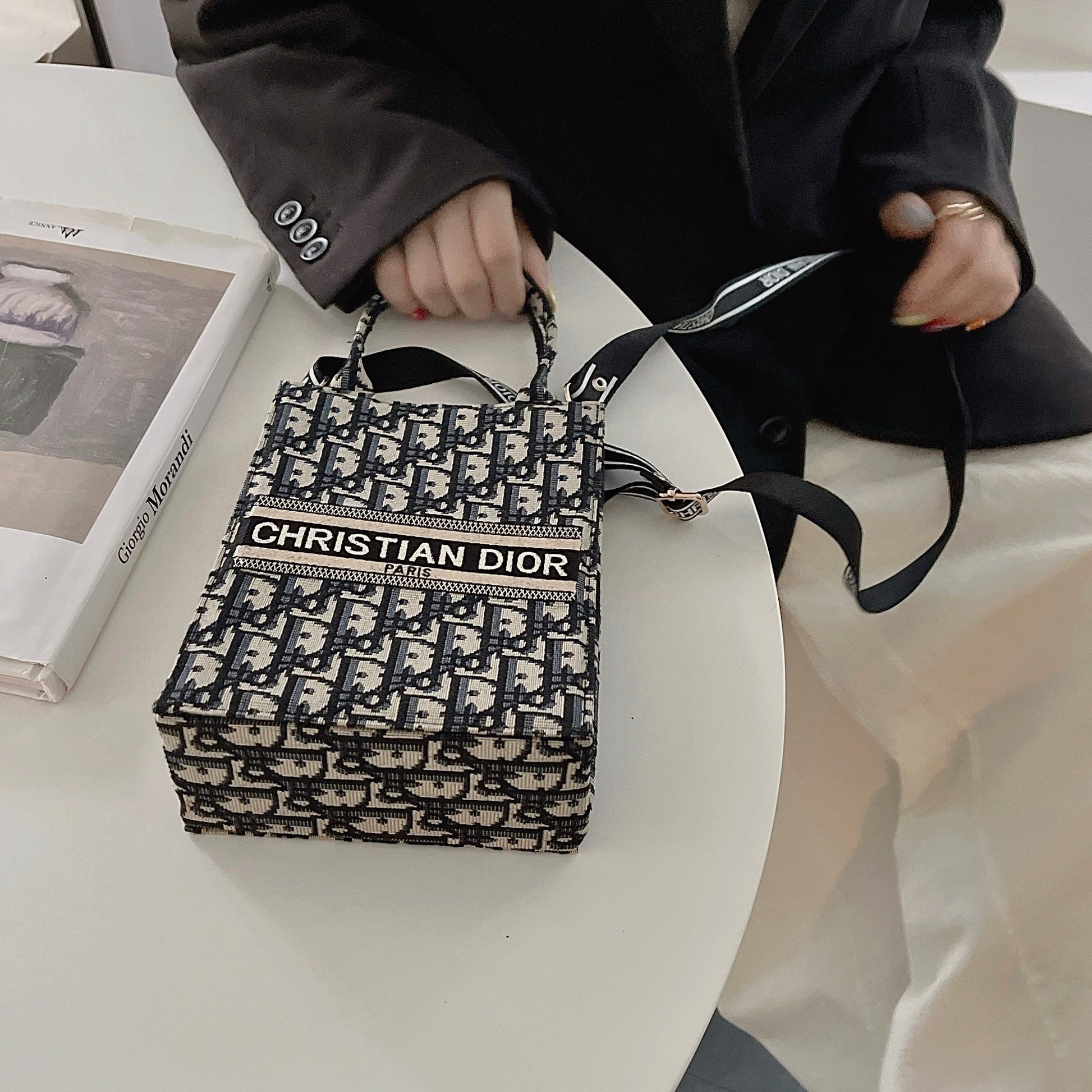 Classic Tote Bag With Crossbody Strap-1-2 mysite