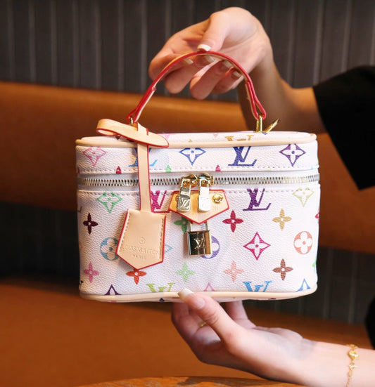 Vintage-Inspired Box hand bag – Elegant Monogram Tote Box-1-2 mysite