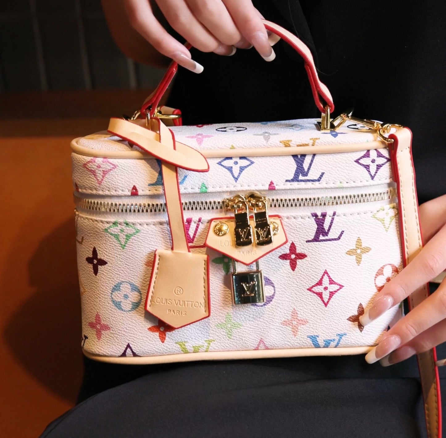 Vintage-Inspired Box hand bag – Elegant Monogram Tote Box-1-2 mysite