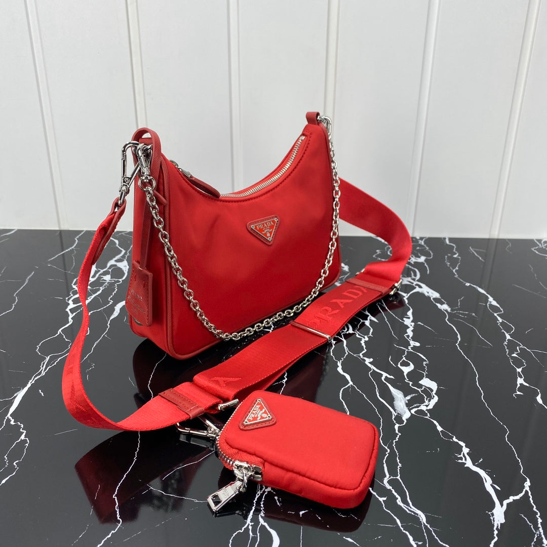 PRA HOBO 22 BAG IN CHERRY RED RE-NYLON mysite