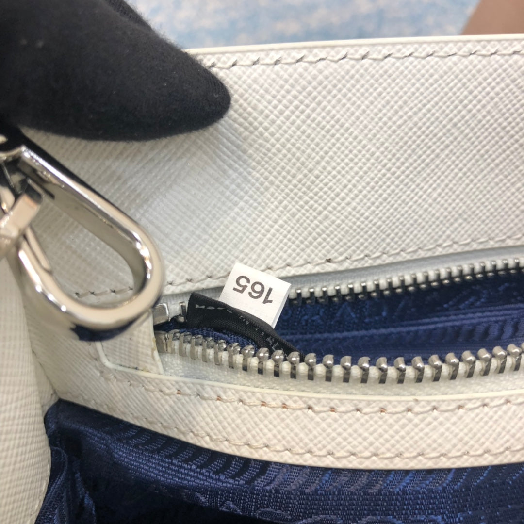 PRA MINI 23 BAG IN WHITE SAFFIANO LEATHER mysite