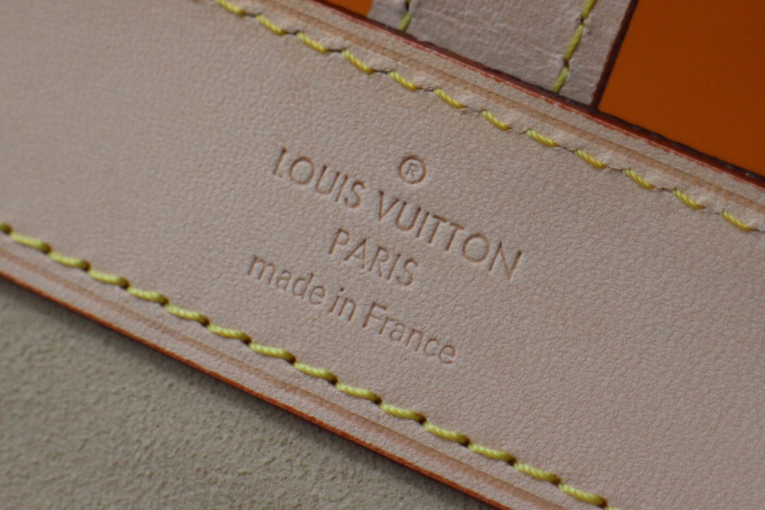 LV M47530 3 Watch Case Brown Beige Monogram Canvas & Cowhide HW mysite
