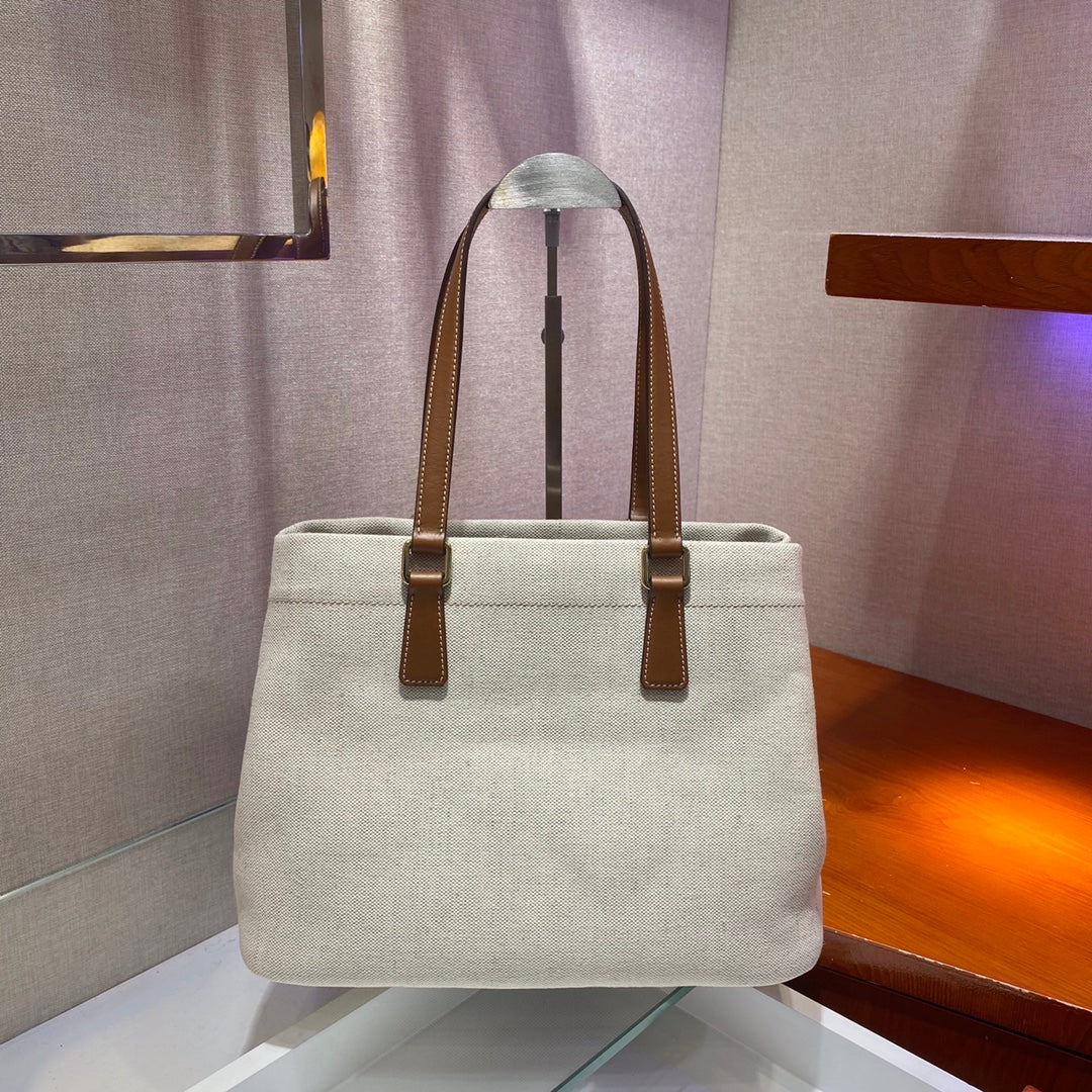TOTE BAG 33 IN WHITE CANVAS AND BROWN CALFSKIN HANDLE mysite