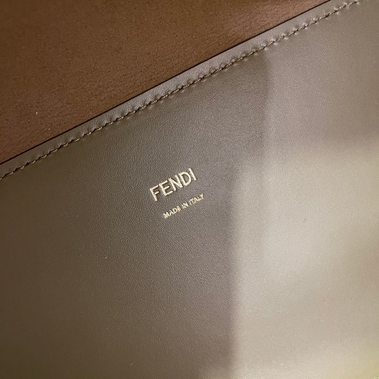 SHINE LARGE 35 TOTE IN OLIVE GREEN CALFSKIN mysite