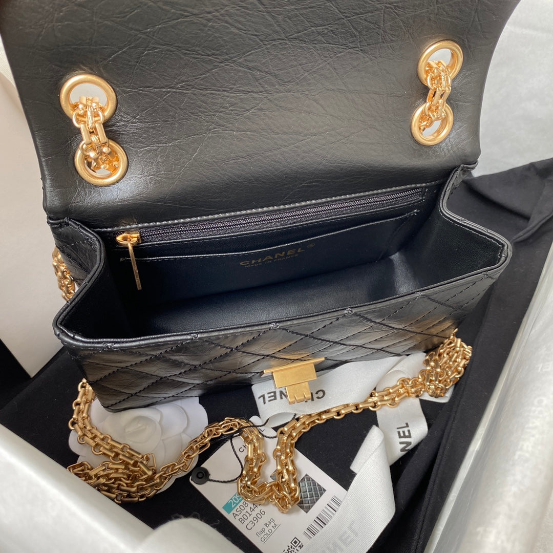 FLAP BAG 20 IN BLACK CALFSKIN GOLD CHAIN mysite