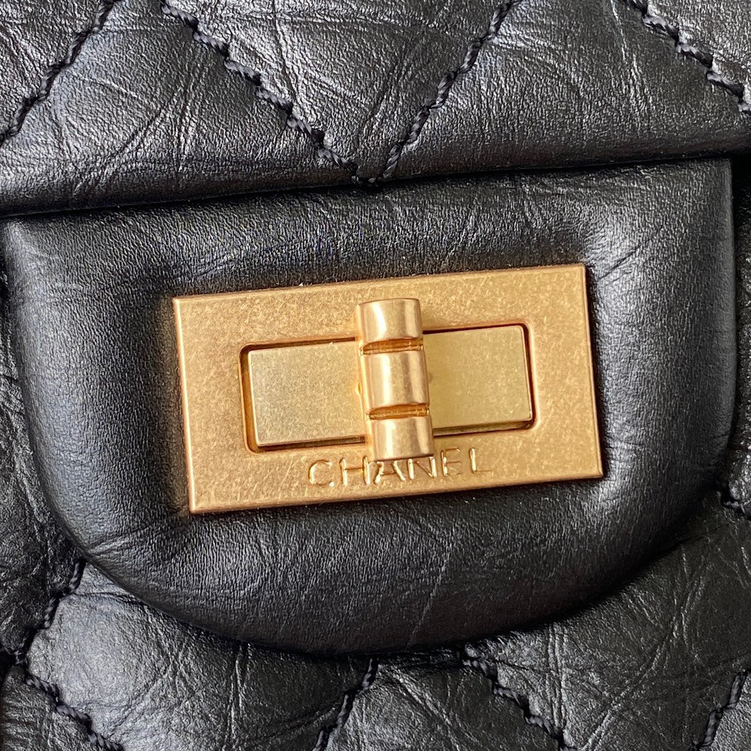 FLAP BAG 20 IN BLACK CALFSKIN GOLD CHAIN mysite