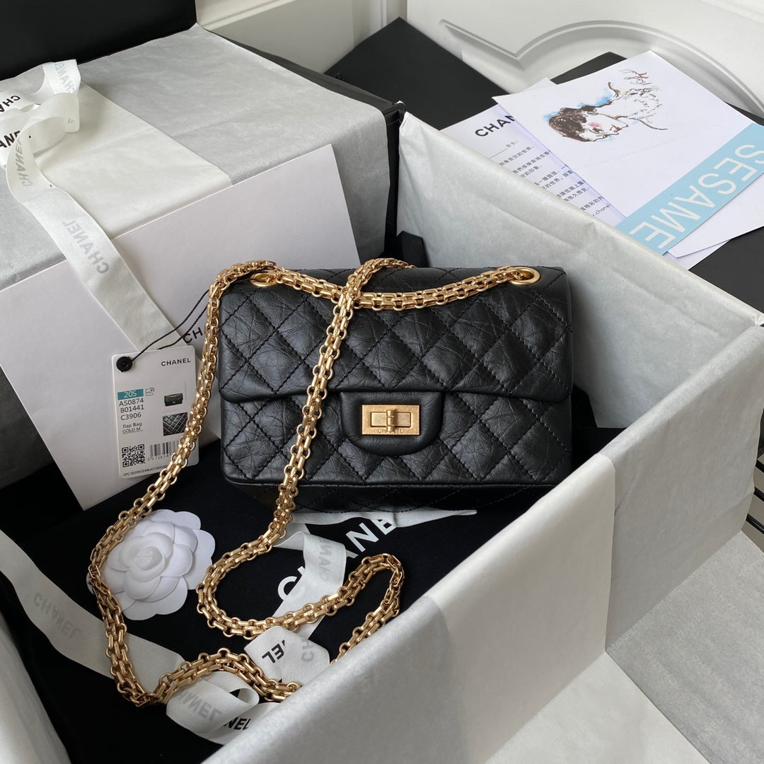 FLAP BAG 20 IN BLACK CALFSKIN GOLD CHAIN mysite