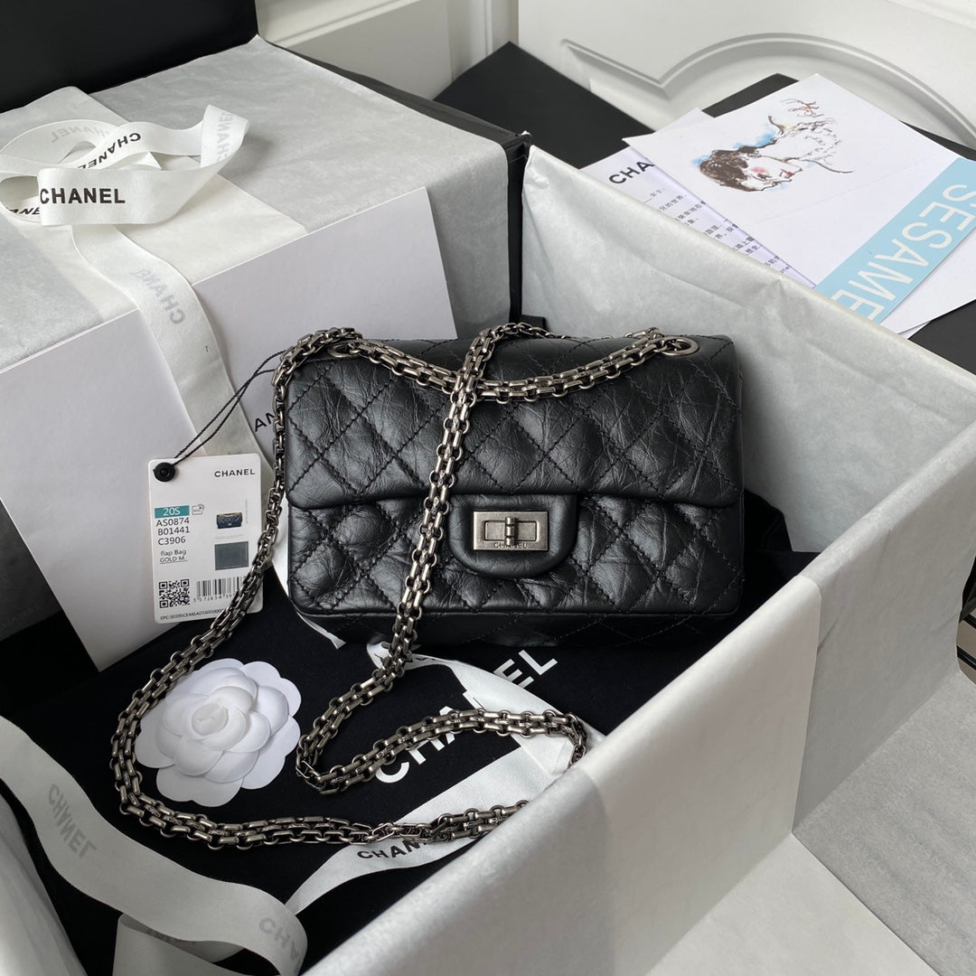 FLAP BAG 20 IN BLACK CALFSKIN SILVER CHAIN mysite