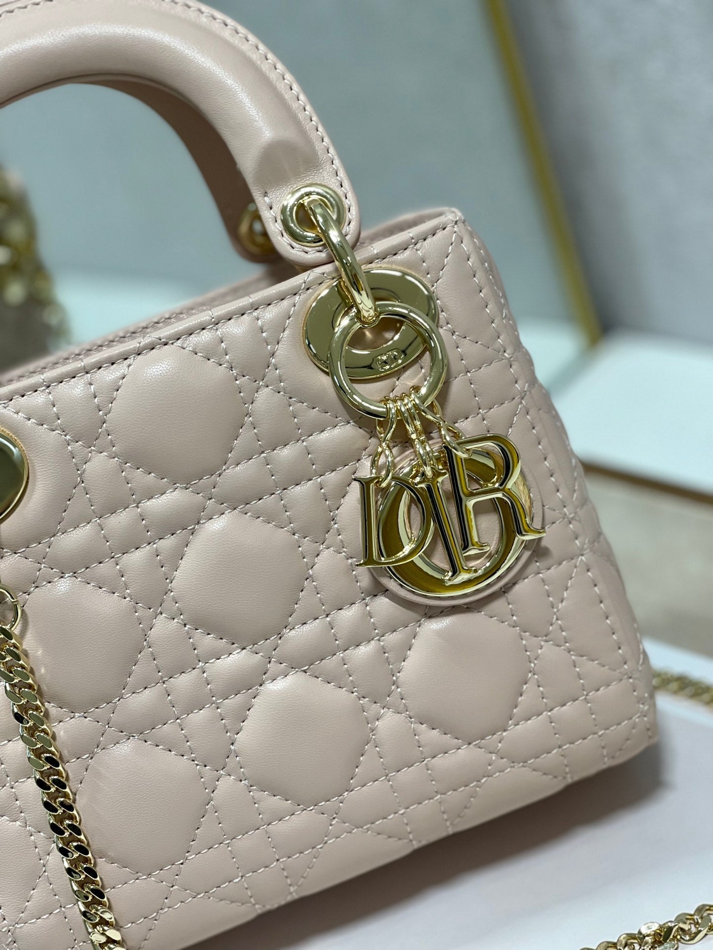 mini lady 17 power beige lambskin mysite