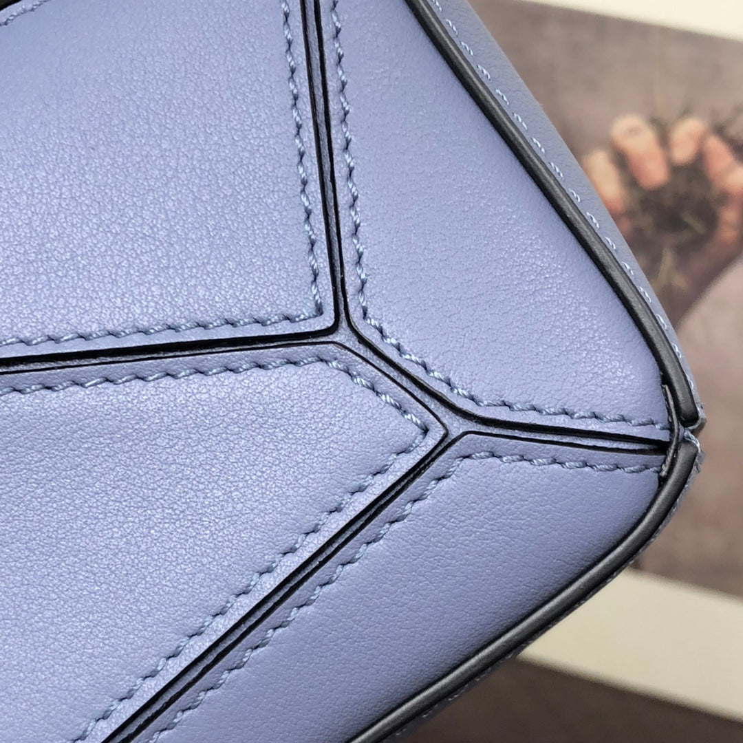 SMALL PUZZLE 24 BAG IN CLASSIC LIGHT PURPLE CALFSKIN mysite