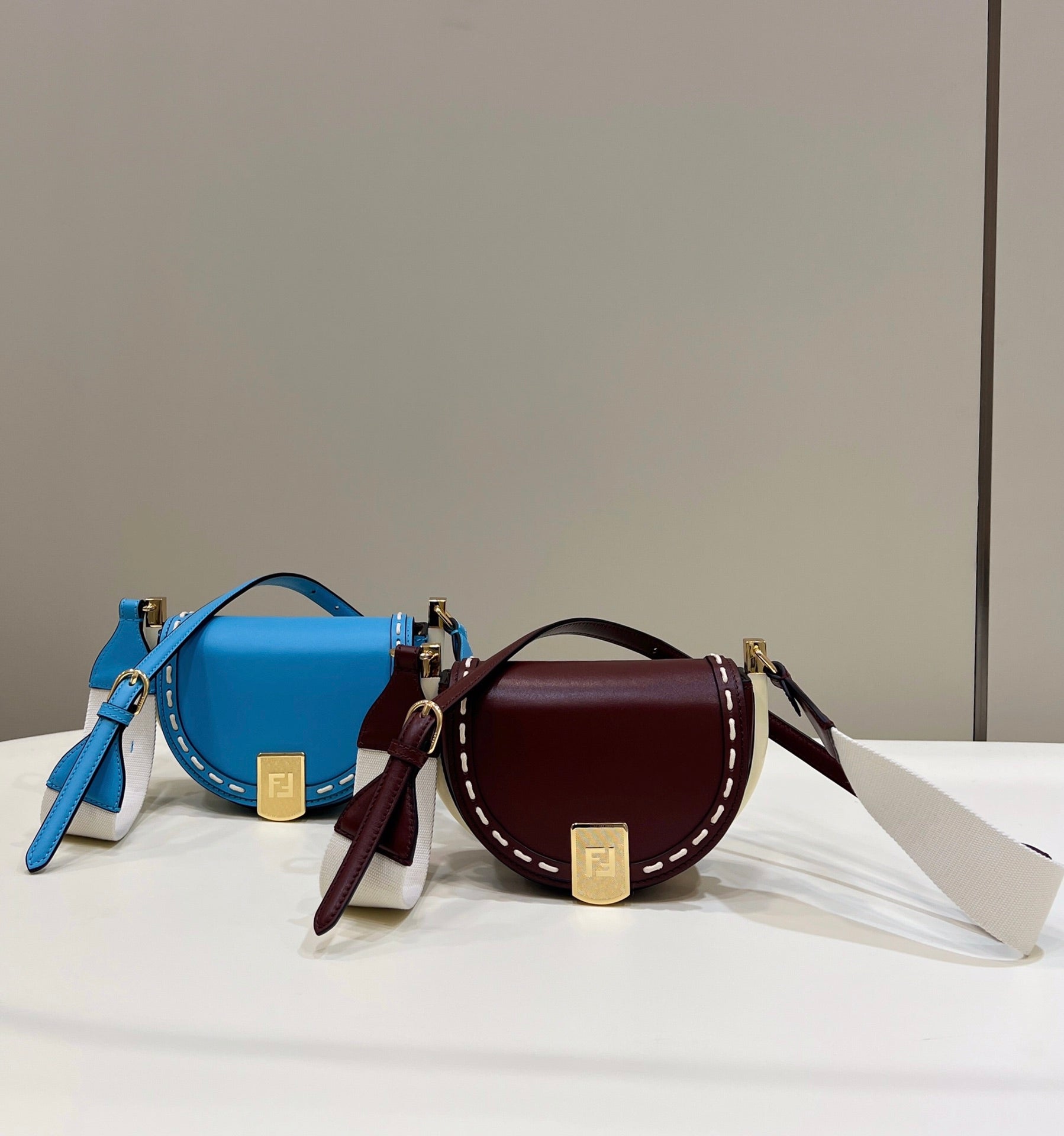 MOONLIGHT 19 IN WINE RED SMOOTH CALFSKIN GOLD HARDWARE mysite