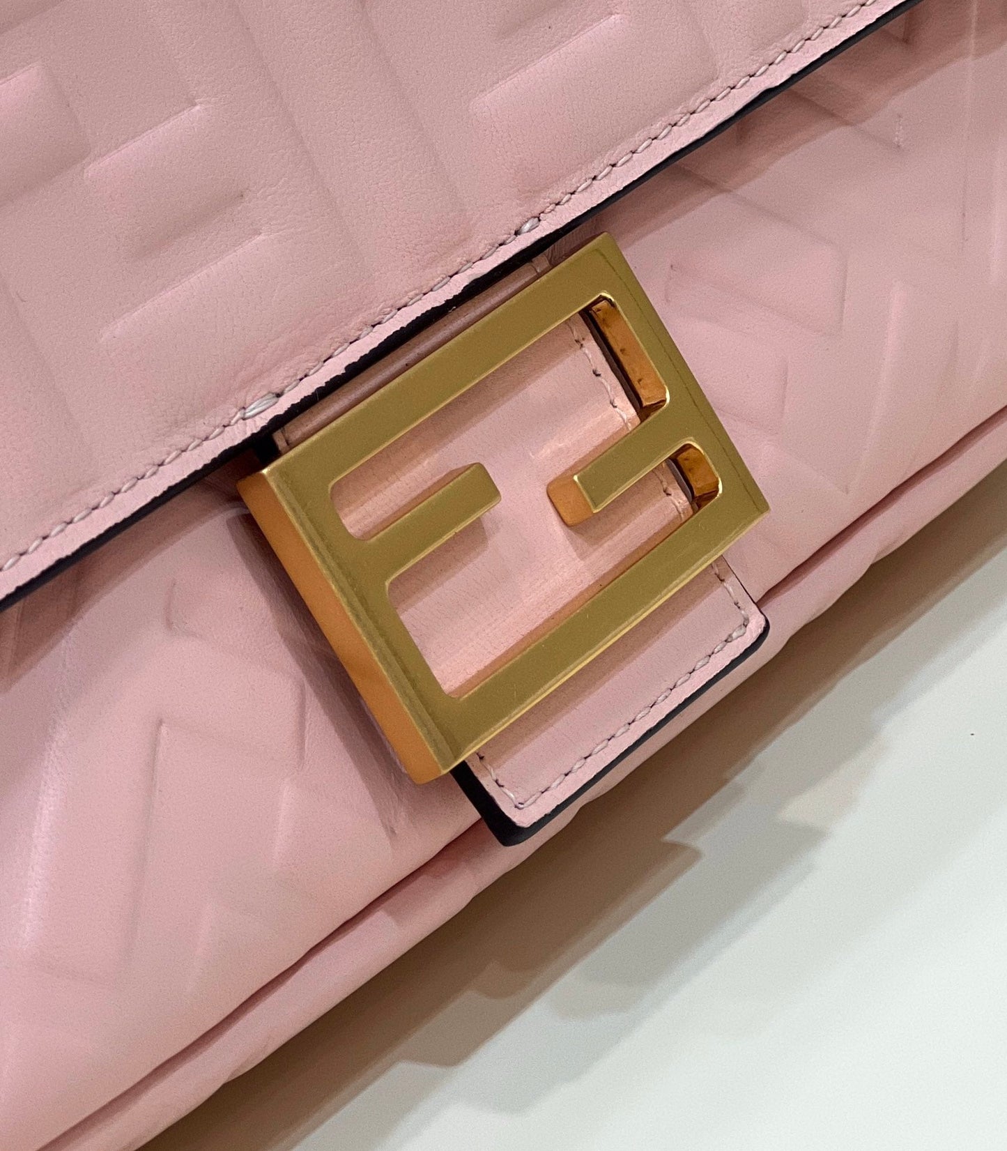 Baguette 27cm Pink Lambskin Gold Hardware mysite