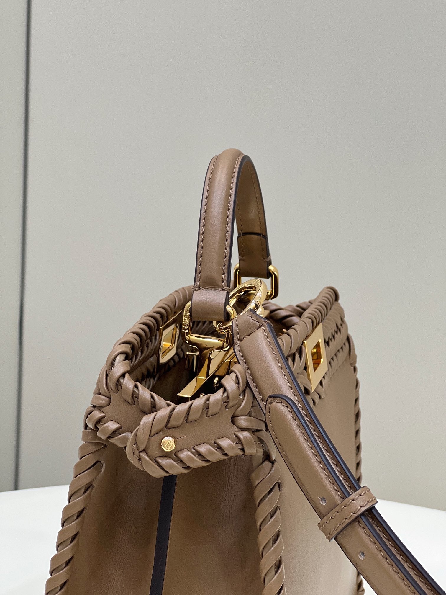 PEEKABOO ISEEU 27 IN BROWN SMOOTH CALFSKIN WITH WOVEN TRIM GOLD HARDWARE mysite