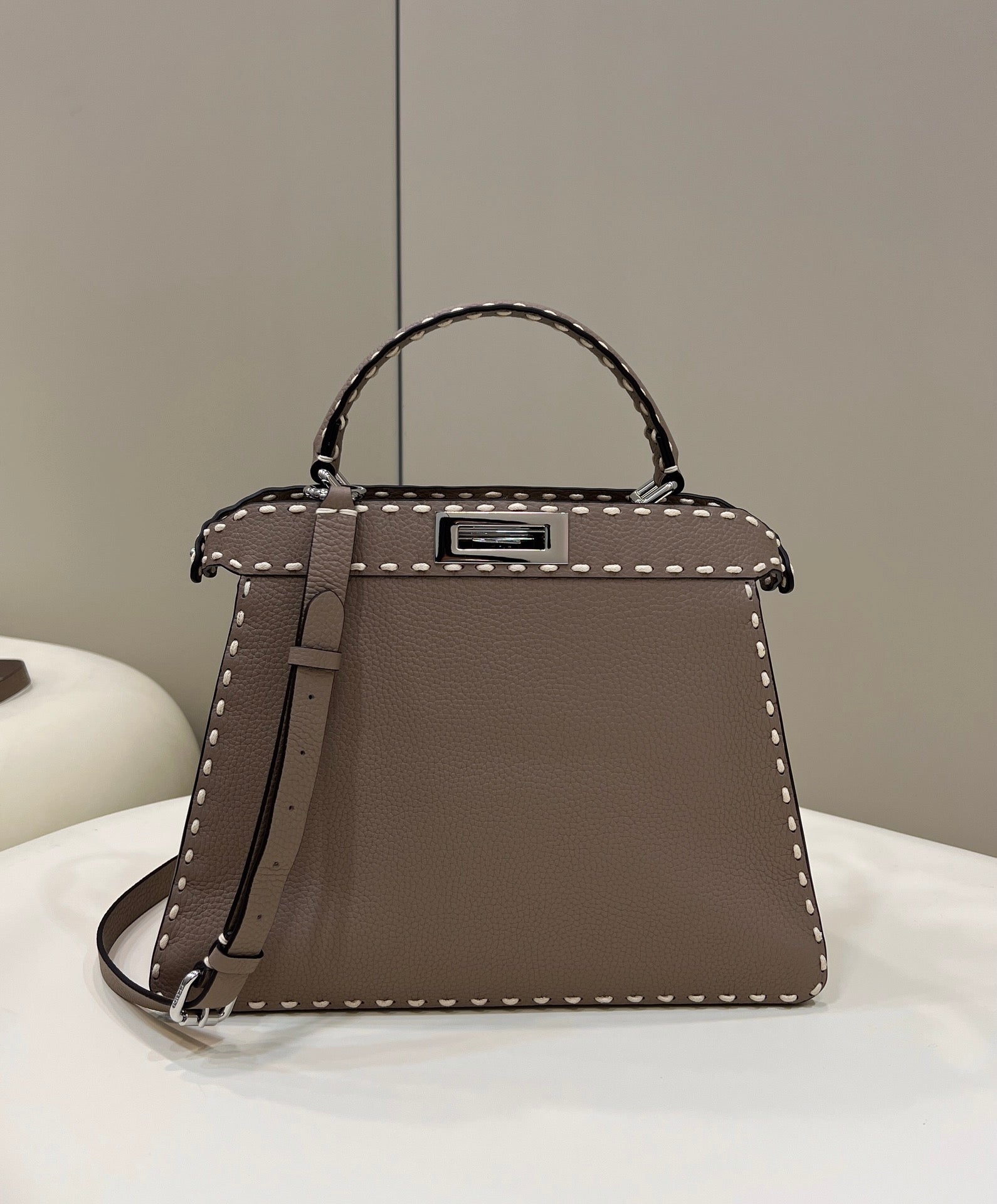 PEEKABOO ISEEU 33 IN TOBACCO BROWN GRAINED CALFSKIN SILVER HARDWARE mysite