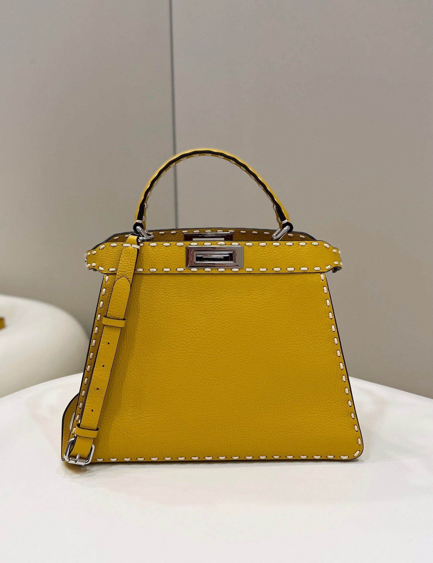 PEEKABOO ISEEU 33 IN YELLOW GRAINED CALFSKIN SILVER HARDWARE mysite