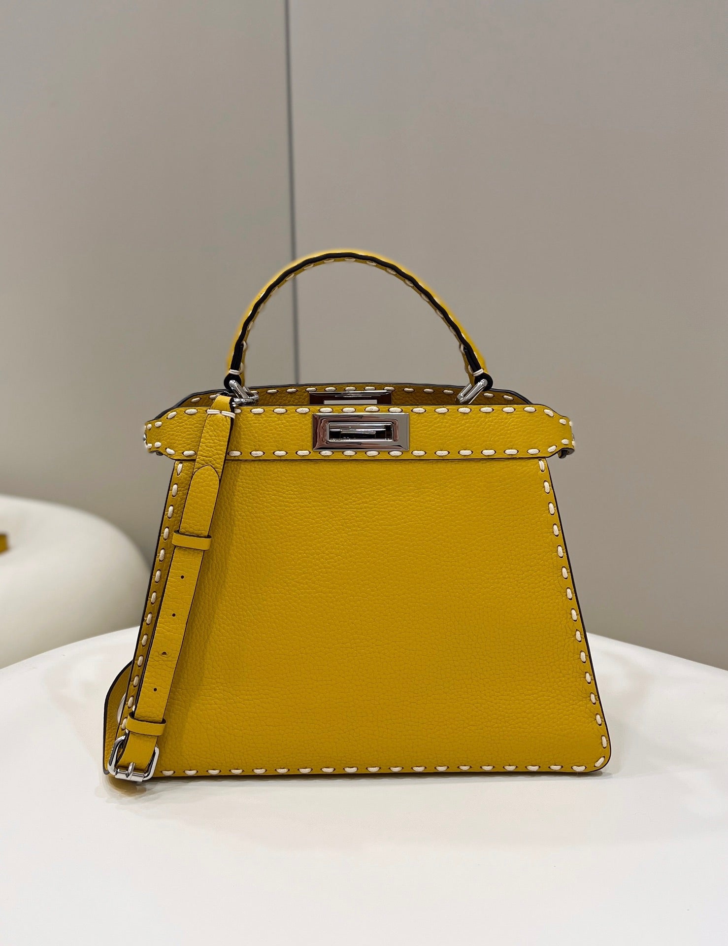 PEEKABOO ISEEU 33 IN YELLOW GRAINED CALFSKIN SILVER HARDWARE mysite